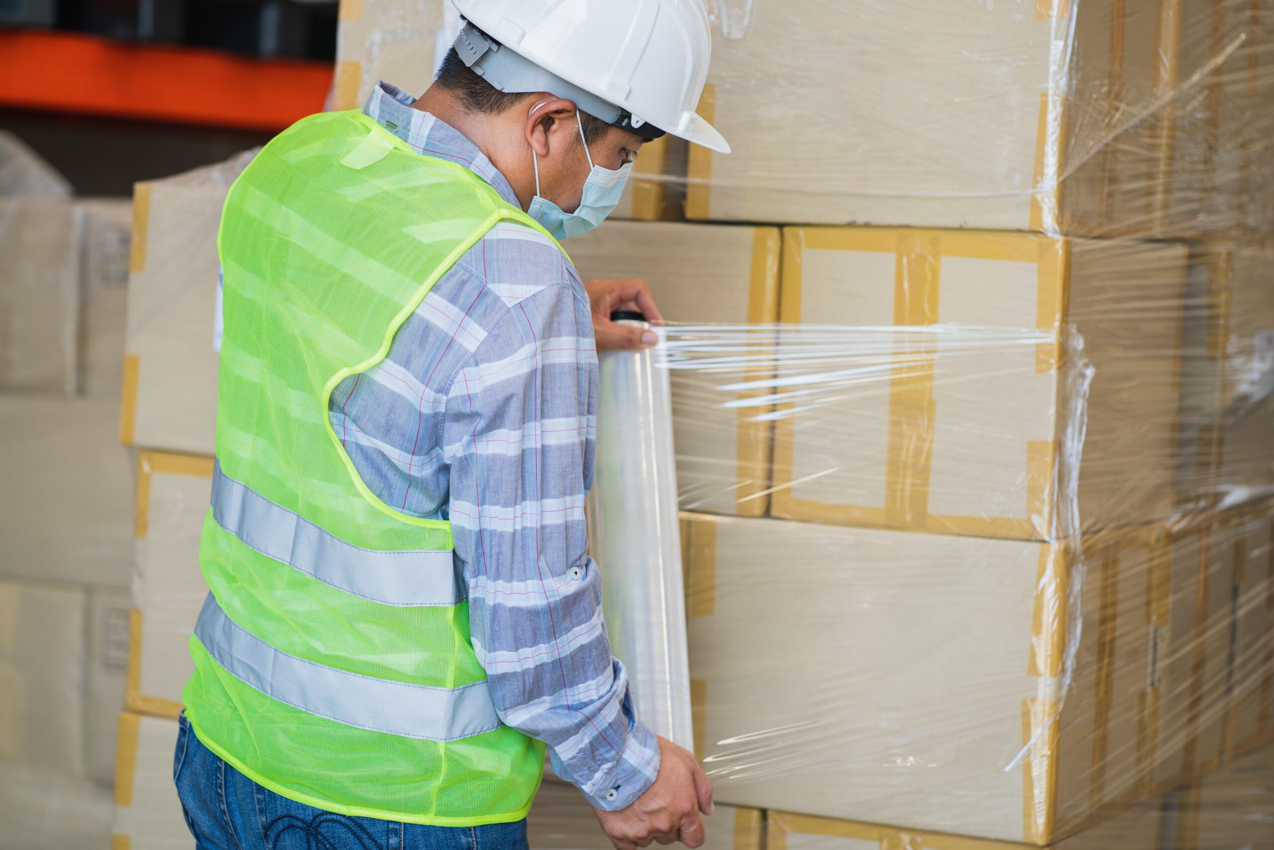 Stretch Film: Hand Wrapping vs. Machine Wrapping - Korpack - Packaging ...